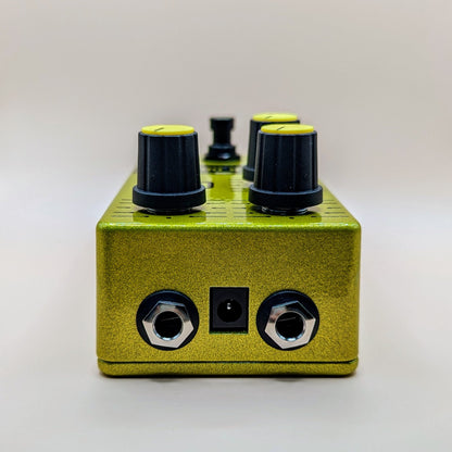 Overdrive pedal by Drunk Beaver top view input jacks